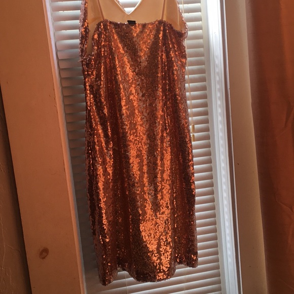 Dress, Windsor - Picture 3 of 4